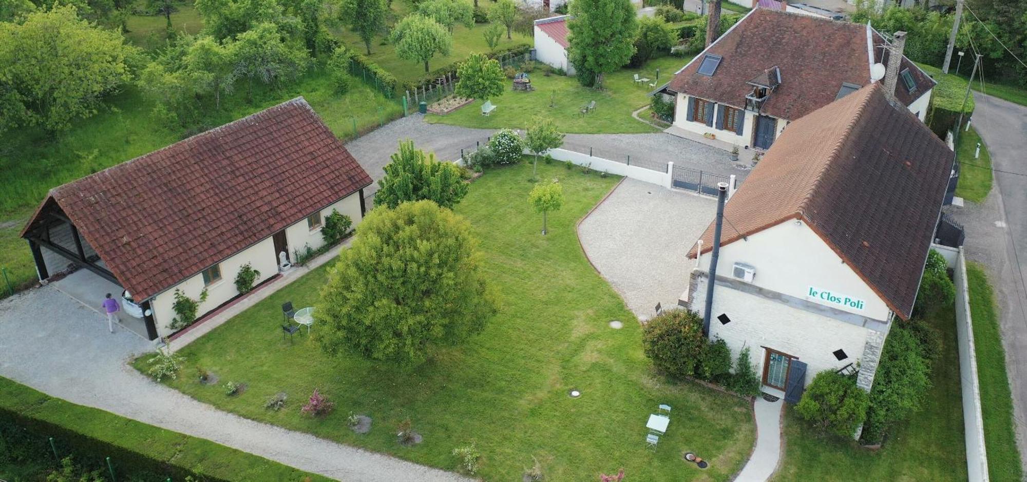 Chambres D'Hotes Le Clos Poli Montigny-les-Monts Buitenkant foto