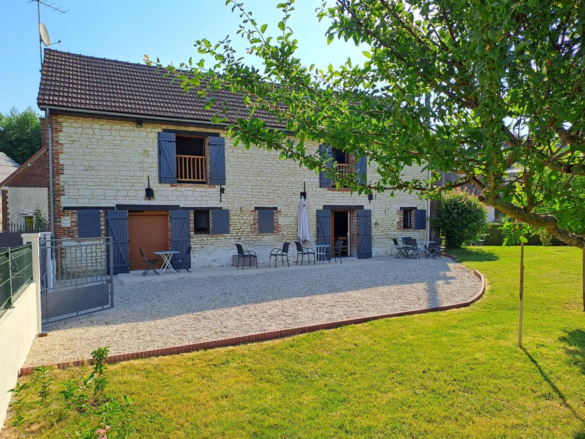 Chambres D'Hotes Le Clos Poli Montigny-les-Monts Buitenkant foto