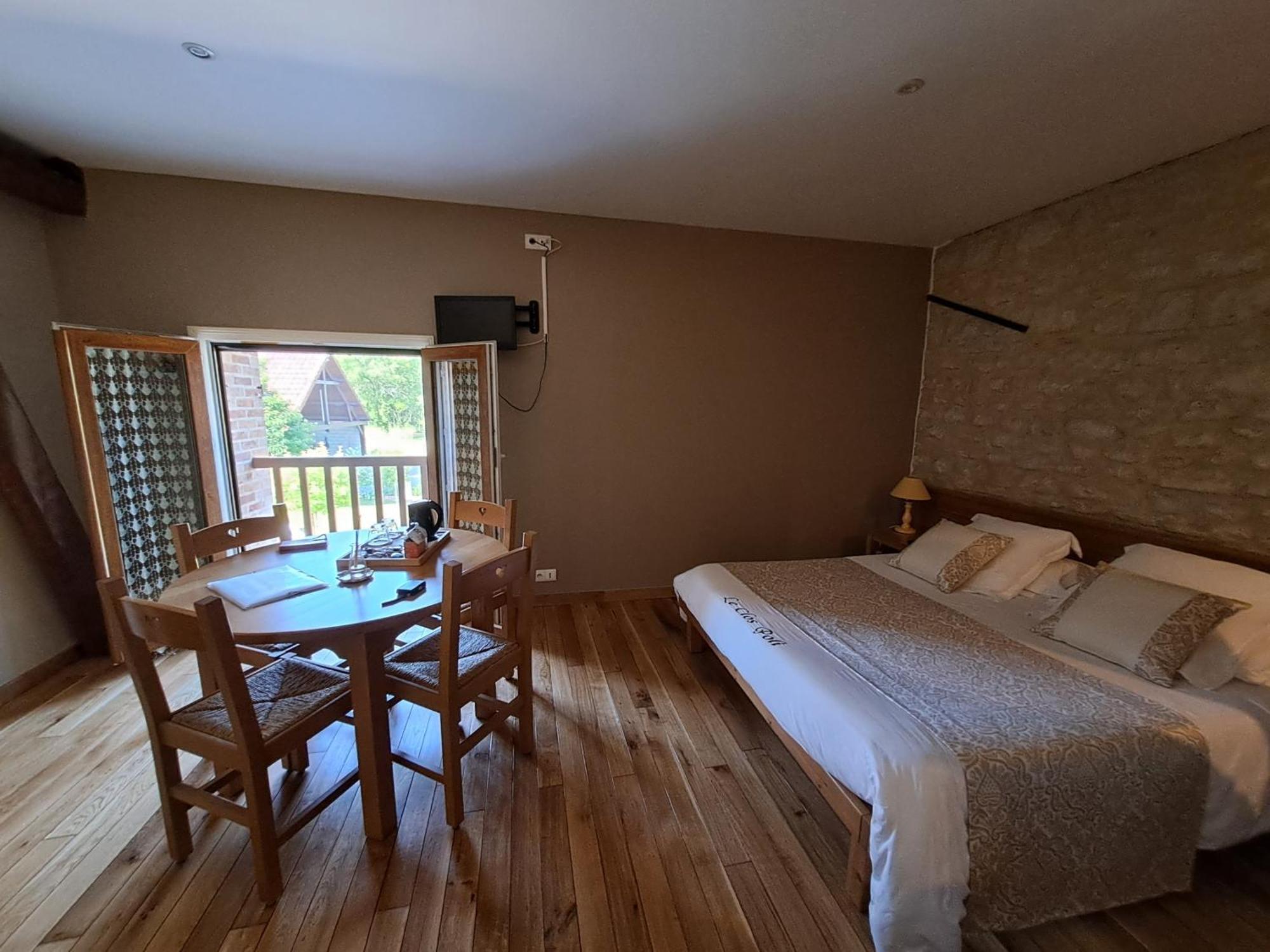 Chambres D'Hotes Le Clos Poli Montigny-les-Monts Kamer foto